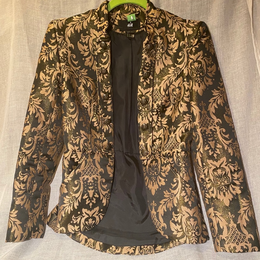 H&M Black and gold blazer